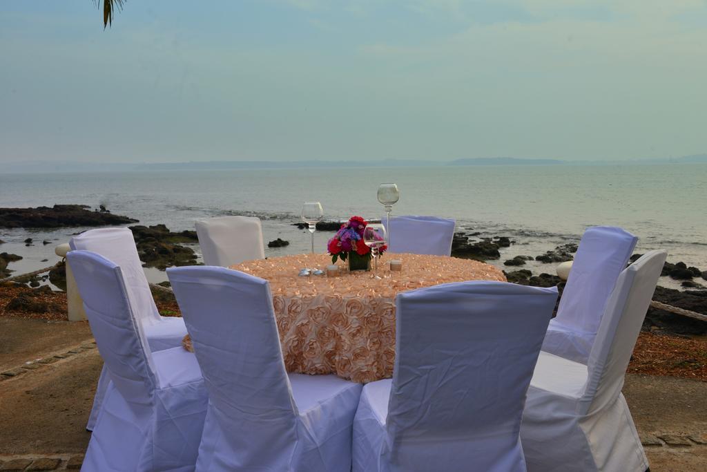 Bay 15 Hotel Panaji Exterior photo